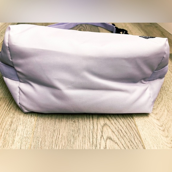 Mayim Pastel Purple Insulated The Lunch Sling Bag | NWT 💜 - Picture 5 of 8